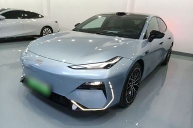 Used Geely Galaxy E8 2025 620 km All-Wheel Drive Starship LiDAR-Enabled Intelligent Driving Version