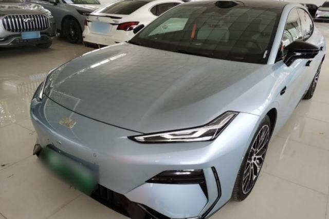 Used Geely Galaxy E8 2025 620 km All-Wheel Drive Starship LiDAR-Enabled Intelligent Driving Version