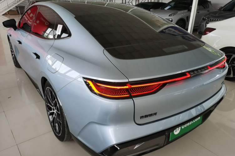 Used Geely Galaxy E8 2025 620 km All-Wheel Drive Starship LiDAR-Enabled Intelligent Driving Version Rear Left 45 Deg