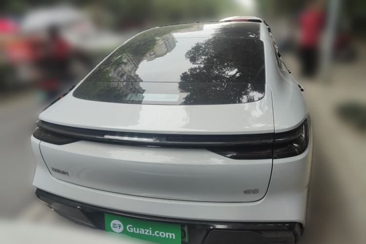 Used Geely Galaxy E8 2025 700 km Long-Range Intelligent Driving Version Rear