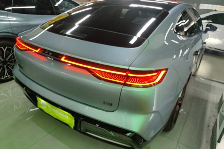 Used Geely Galaxy E8 2025 620 km All-Wheel Drive Starship LiDAR-Enabled Intelligent Driving Version Rear Right 45 Deg