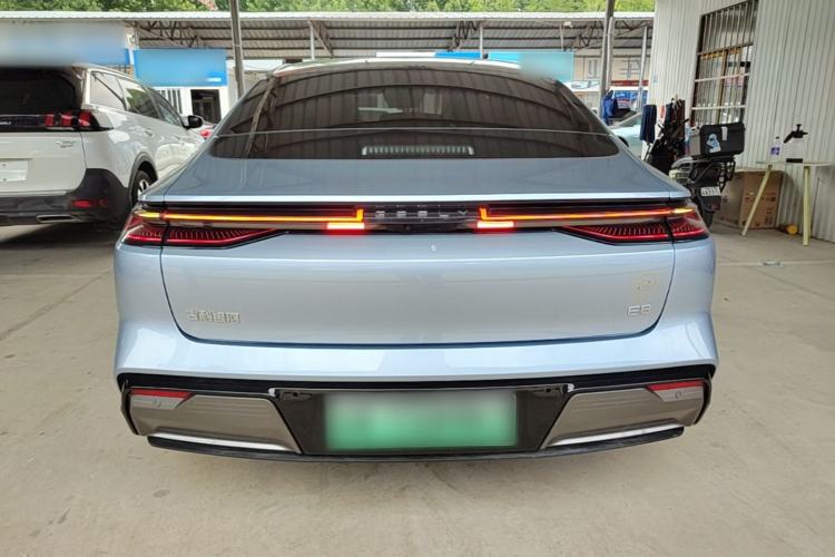 Used Geely Galaxy E8 2025 700 km Long-Range Intelligent Driving Version Rear