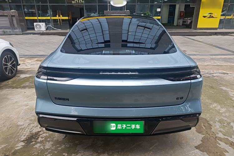 Used Geely Galaxy E8 2025 620 km All-Wheel Drive Starship LiDAR-Enabled Intelligent Driving Version Rear