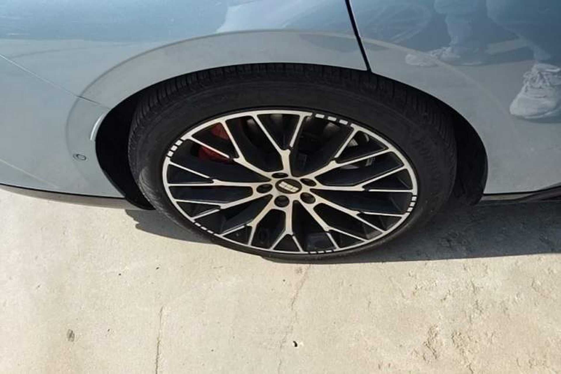 Used Geely Galaxy E8 2025 620 km All-Wheel Drive Starship LiDAR-Enabled Intelligent Driving Version Right Rear Wheel Hub
