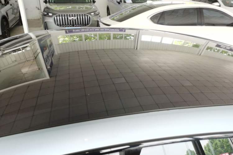 Used Geely Galaxy E8 2025 620 km All-Wheel Drive Starship LiDAR-Enabled Intelligent Driving Version Roof