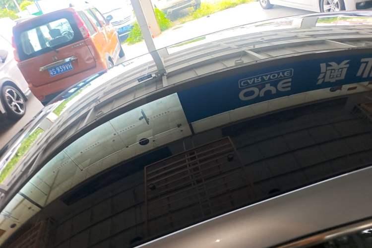 Used Geely Galaxy E8 2025 700 km Long-Range Intelligent Driving Version Roof