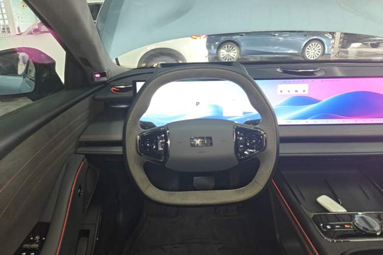 Used Geely Galaxy E8 2025 620 km All-Wheel Drive Starship LiDAR-Enabled Intelligent Driving Version Steering Wheel