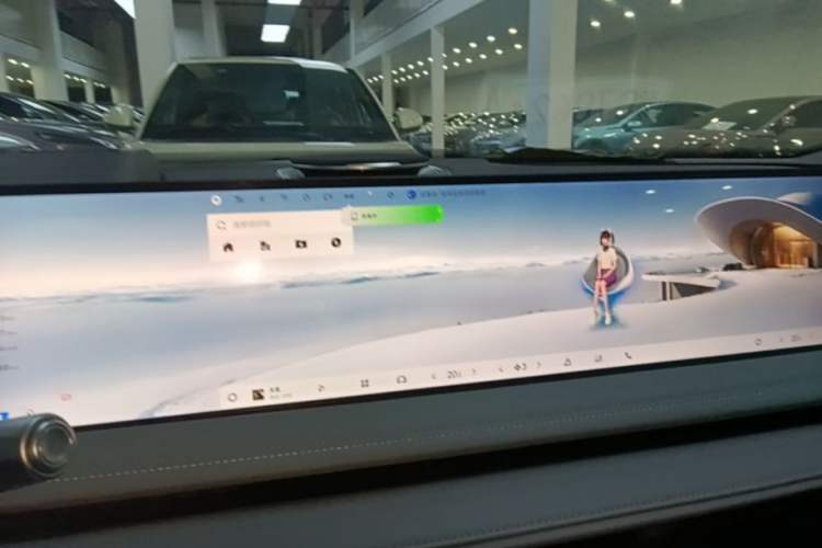 Used Geely Galaxy E8 2025 700 km Long-Range Intelligent Driving Version Audio And AC Panel