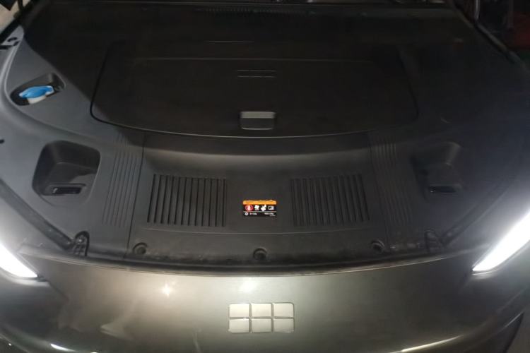 Used Geely Galaxy E8 2025 575 km Exploration Intelligent Driving Edition Engine Bay