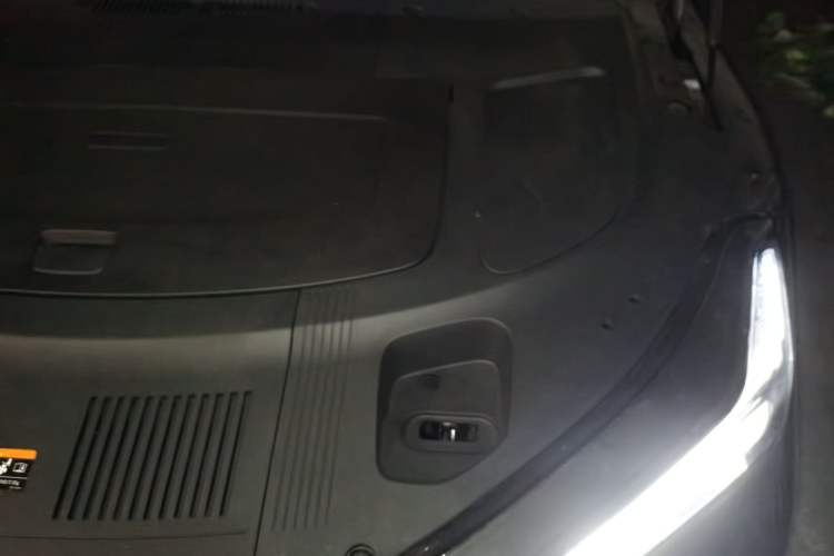 Used Geely Galaxy E8 2025 575 km Exploration Intelligent Driving Edition Engine Bay Left