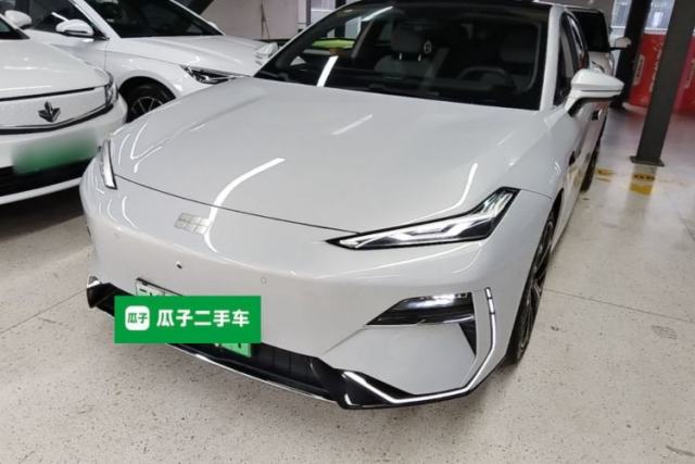 Used Geely Galaxy E8 2025 700 km Long-Range Intelligent Driving Version