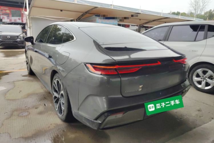 Used Geely Galaxy E8 2025 575 km Exploration Intelligent Driving Edition Exterior 2