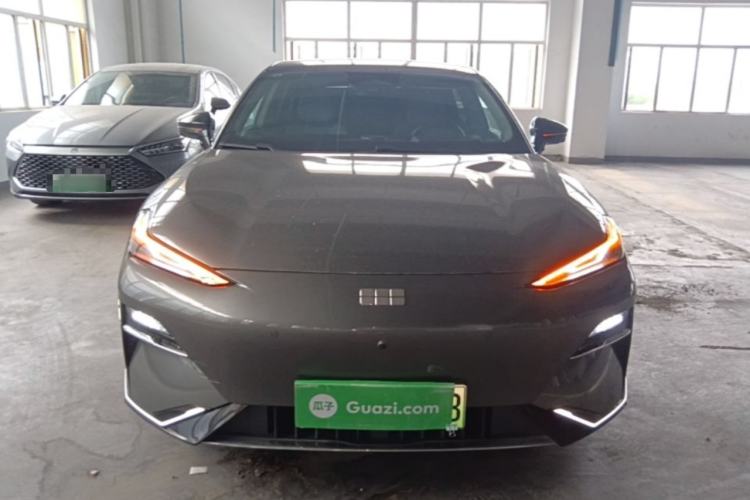Used Geely Galaxy E8 2025 700 km Long-Range Intelligent Driving Version Front