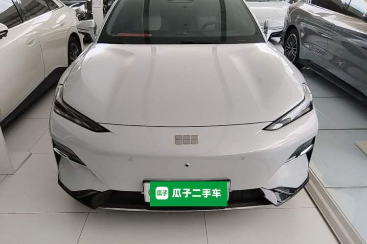 Used Geely Galaxy E8 2025 700 km Long-Range Intelligent Driving Version Front