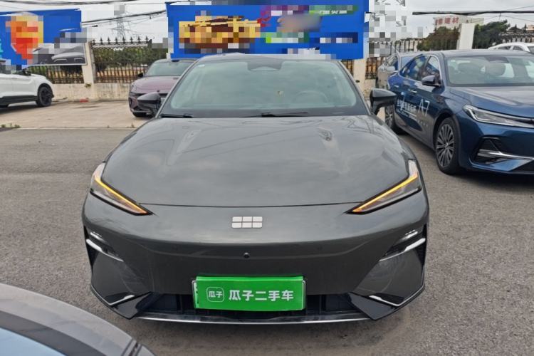 Used Geely Galaxy E8 2025 700 km Long-Range Intelligent Driving Version Front