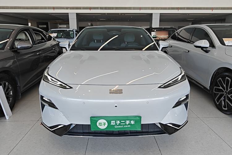 Used Geely Galaxy E8 2025 700 km Long-Range Intelligent Driving Version Front