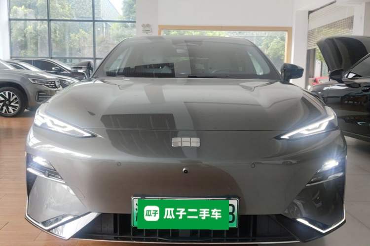 Used Geely Galaxy E8 2025 700 km Long-Range Intelligent Driving Version Front