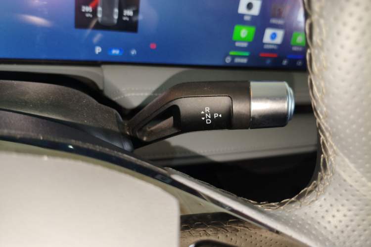 Used Geely Galaxy E8 2025 700 km Long-Range Intelligent Driving Version Gear Lever