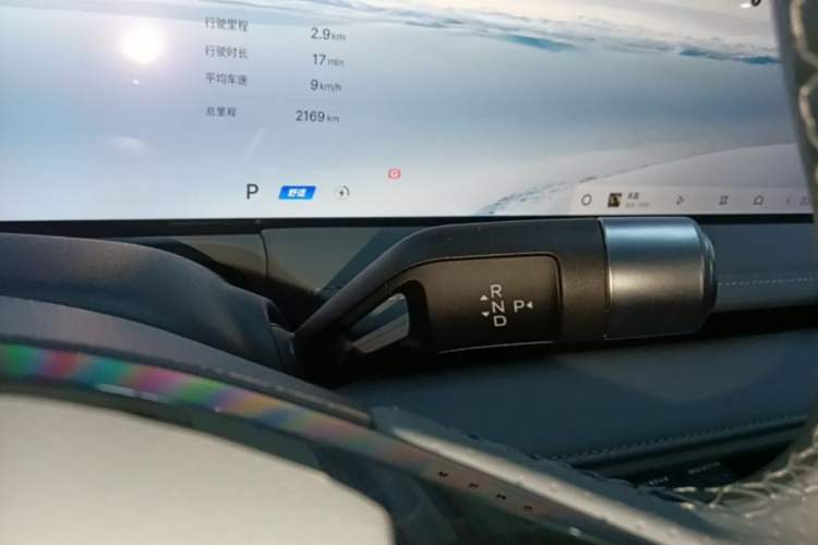 Used Geely Galaxy E8 2025 700 km Long-Range Intelligent Driving Version Gear Lever
