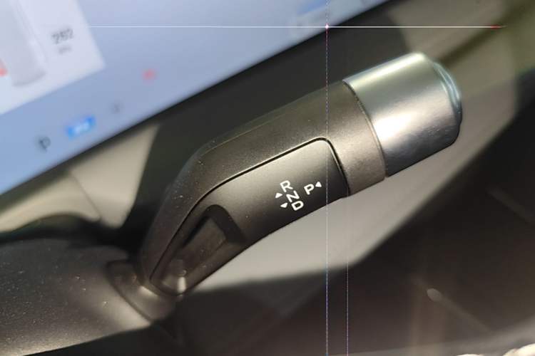 Used Geely Galaxy E8 2025 700 km Long-Range Intelligent Driving Version Gear Lever