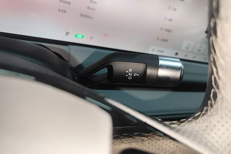 Used Geely Galaxy E8 2025 700 km Long-Range Intelligent Driving Version Gear Lever