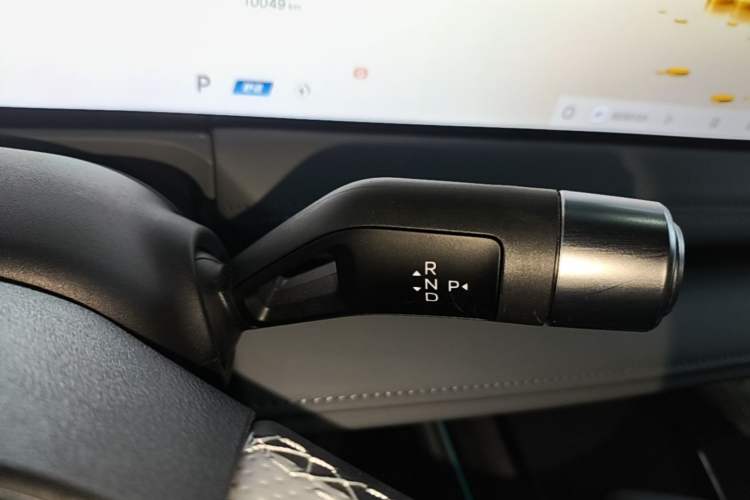 Used Geely Galaxy E8 2025 700 km Long-Range Intelligent Driving Version Gear Lever
