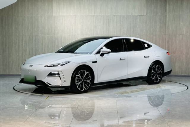 Used Geely Galaxy E8 2025 700 km Long-Range Intelligent Driving Version