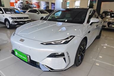 Used Geely Galaxy E8 2025 700 km Long-Range Intelligent Driving Version