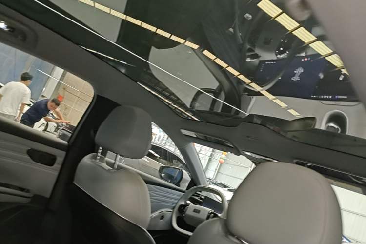 Used Geely Galaxy E8 2025 575 km Intelligent Driving Edition Headliner