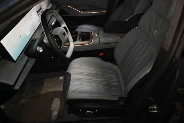 Used Geely Galaxy E8 2025 575 km Exploration Intelligent Driving Edition Left Front Seat
