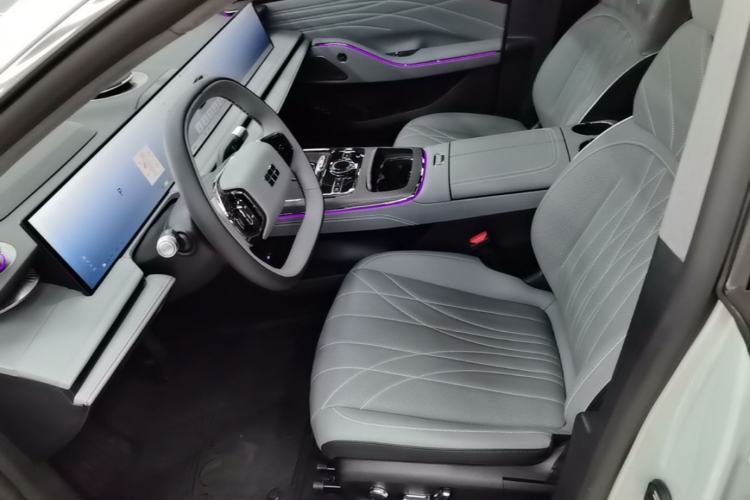 Used Geely Galaxy E8 2025 700 km Long-Range Intelligent Driving Version Left Front Seat