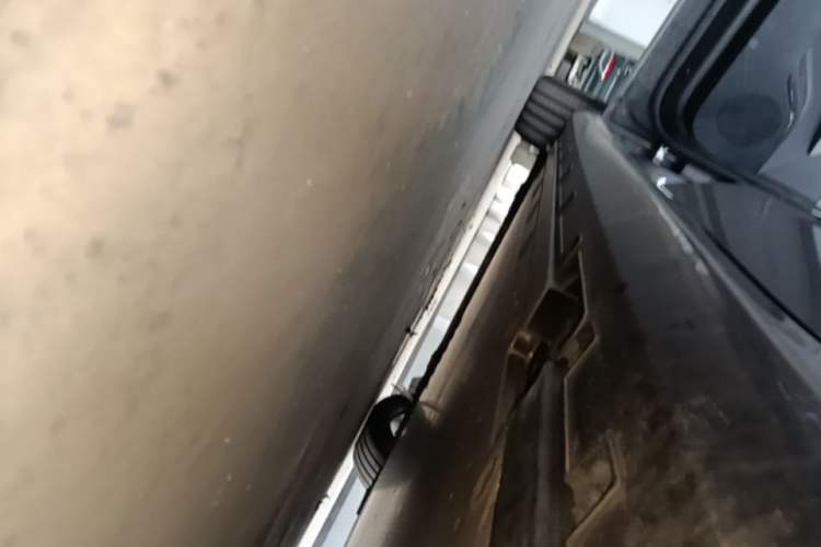 Used Geely Galaxy E8 2025 700 km Long-Range Intelligent Driving Version Left Side Sill