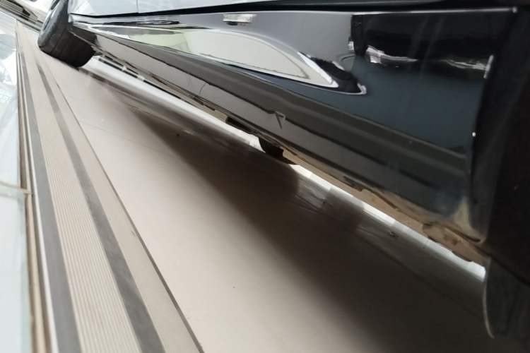 Used Geely Galaxy E8 2025 700 km Long-Range Intelligent Driving Version Left Side Sill