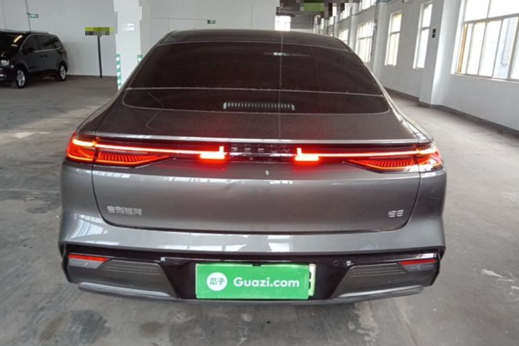Used Geely Galaxy E8 2025 700 km Long-Range Intelligent Driving Version Rear