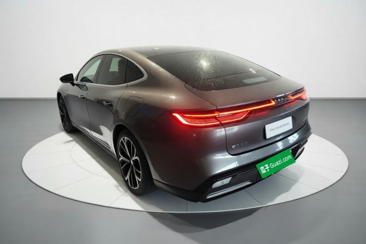 Used Geely Galaxy E8 2025 700 km Long-Range Intelligent Driving Version Rear Left 45 Deg