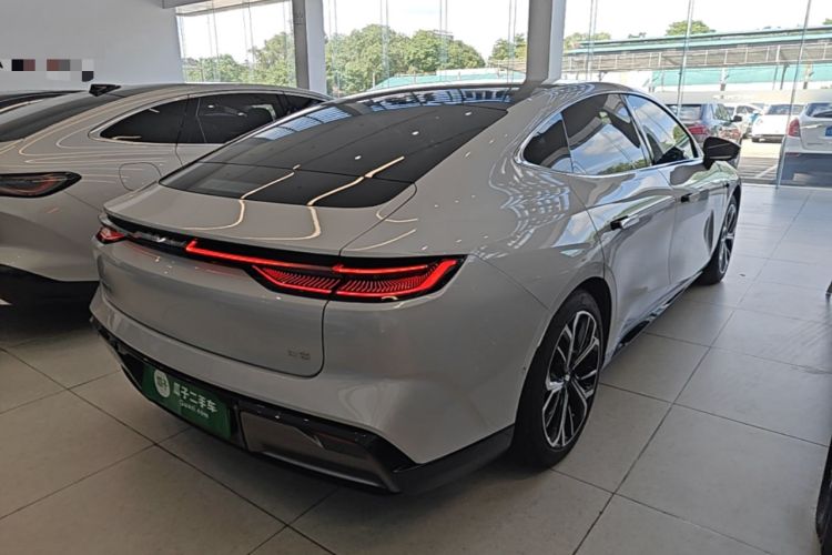 Used Geely Galaxy E8 2025 700 km Long-Range Intelligent Driving Version Rear Right 45 Deg