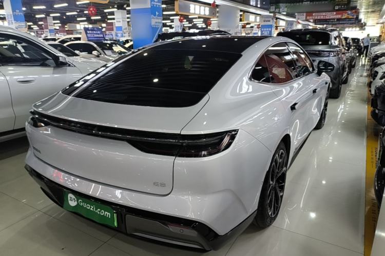 Used Geely Galaxy E8 2025 700 km Long-Range Intelligent Driving Version Rear Right 45 Deg