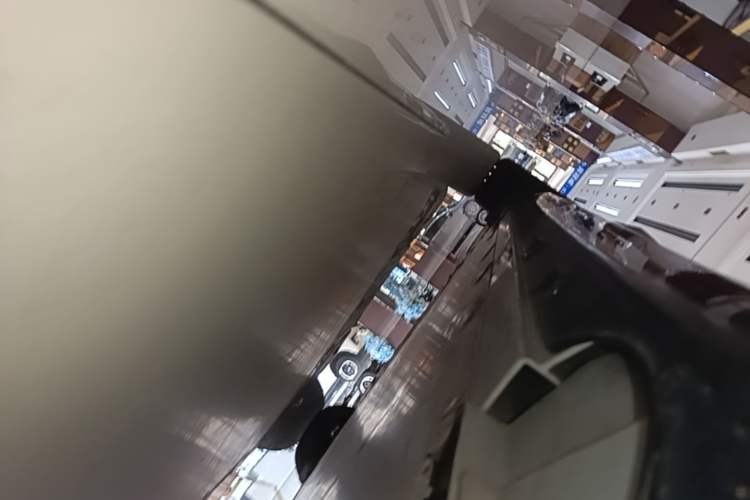 Used Geely Galaxy E8 2025 700 km Long-Range Intelligent Driving Version Right Side Sill