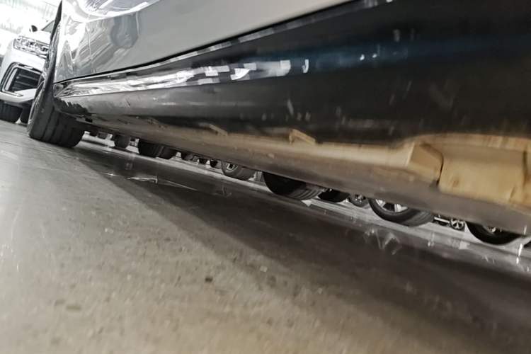 Used Geely Galaxy E8 2025 700 km Long-Range Intelligent Driving Version Right Side Sill