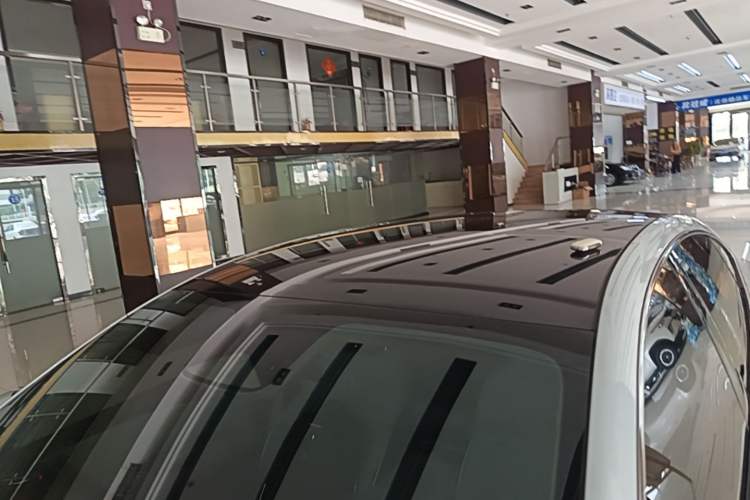Used Geely Galaxy E8 2025 700 km Long-Range Intelligent Driving Version Roof