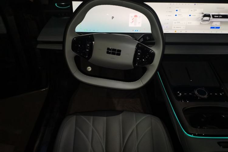 Used Geely Galaxy E8 2025 575 km Exploration Intelligent Driving Edition Steering Wheel