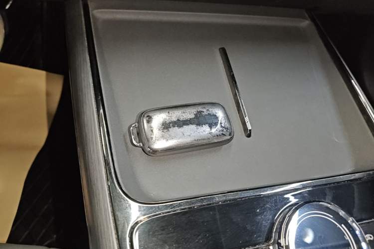 Used Geely Galaxy E8 2025 575 km Intelligent Driving Edition Vehicle Key