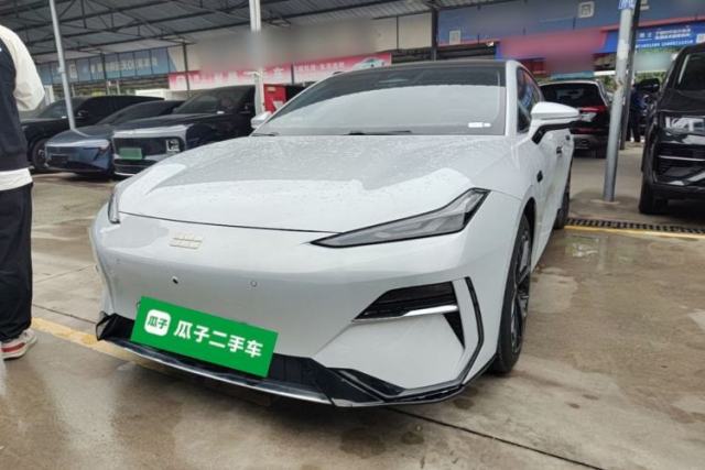 Used Geely Galaxy E8 2025 700 km Long-Range Intelligent Driving Version