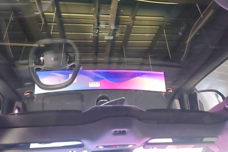 Used Geely Galaxy E8 2025 620 km All-Wheel Drive Starship LiDAR-Enabled Intelligent Driving Version Headliner