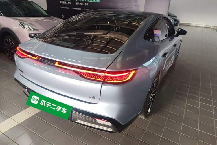 Used Geely Galaxy E8 2025 620 km All-Wheel Drive Starship LiDAR-Enabled Intelligent Driving Version Rear Right 45 Deg
