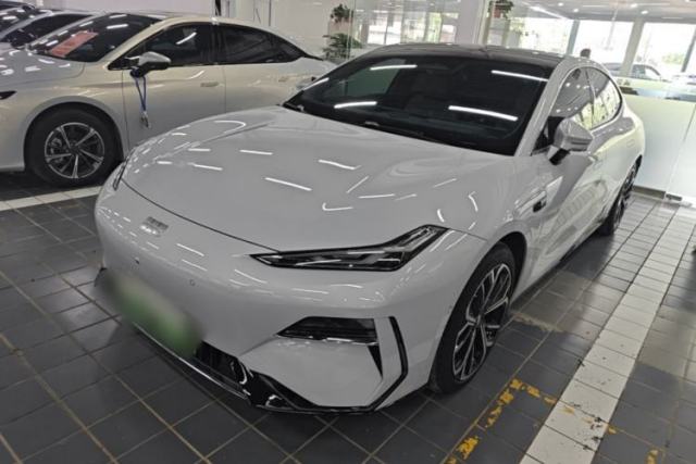 Used Geely Galaxy E8 2025 700 km Long-Range Intelligent Driving Version