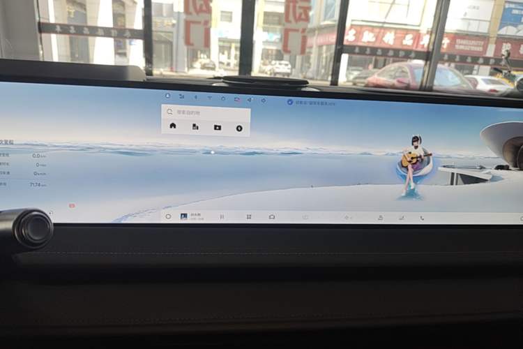 Used Geely Galaxy E8 2025 700 km Long-Range Intelligent Driving Version Audio And AC Panel