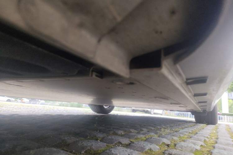 Used Geely Galaxy E8 2025 700 km Long-Range Intelligent Driving Version Chassis Front Left