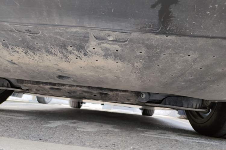 Used Geely Galaxy E8 2025 700 km Long-Range Intelligent Driving Version Chassis Rear
