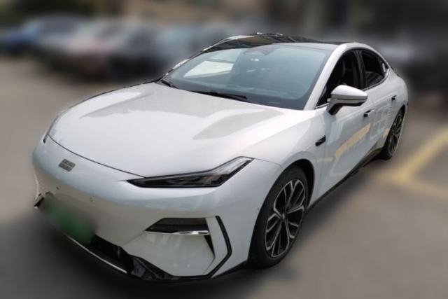 Used Geely Galaxy E8 2025 700 km Long-Range Intelligent Driving Version